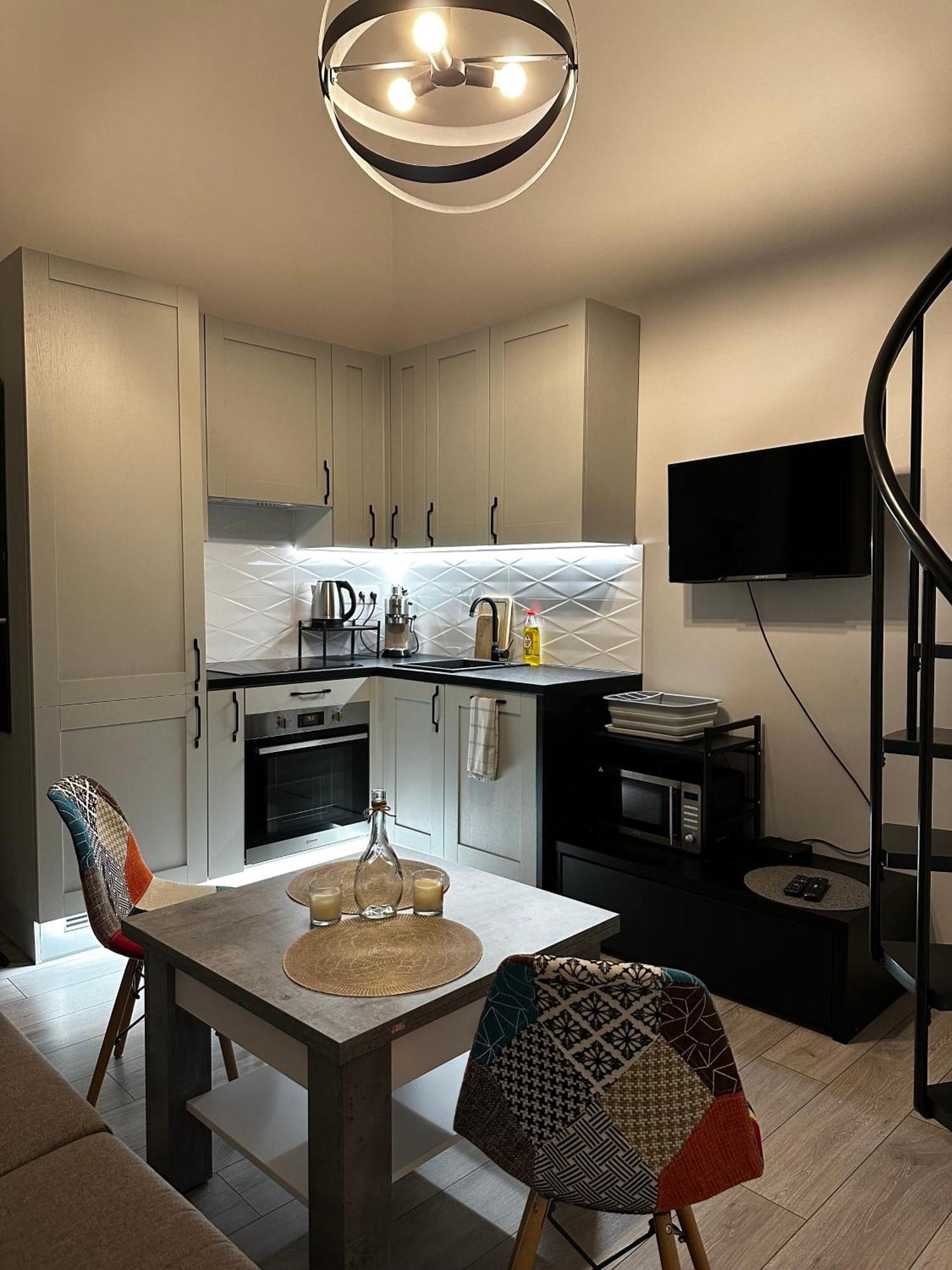 Miniapartament Jelonka イェレニャ・グーラ エクステリア 写真