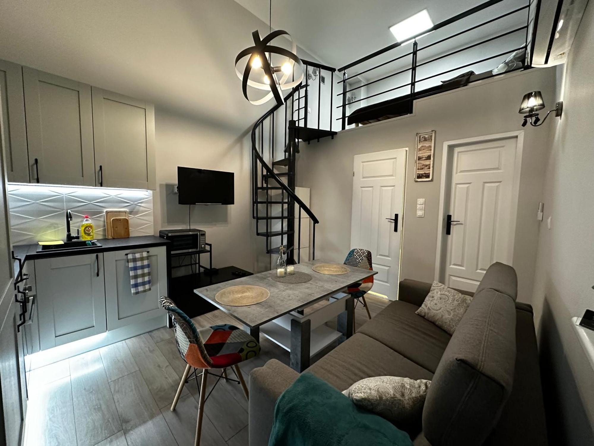 Miniapartament Jelonka イェレニャ・グーラ エクステリア 写真